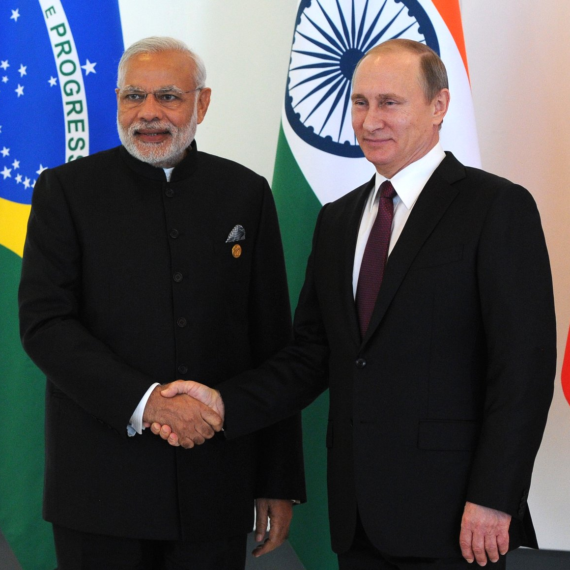 Guerra na Ucrânia, sanções e sinais geopolíticos do encontro entre Modi e Putin em Moscou