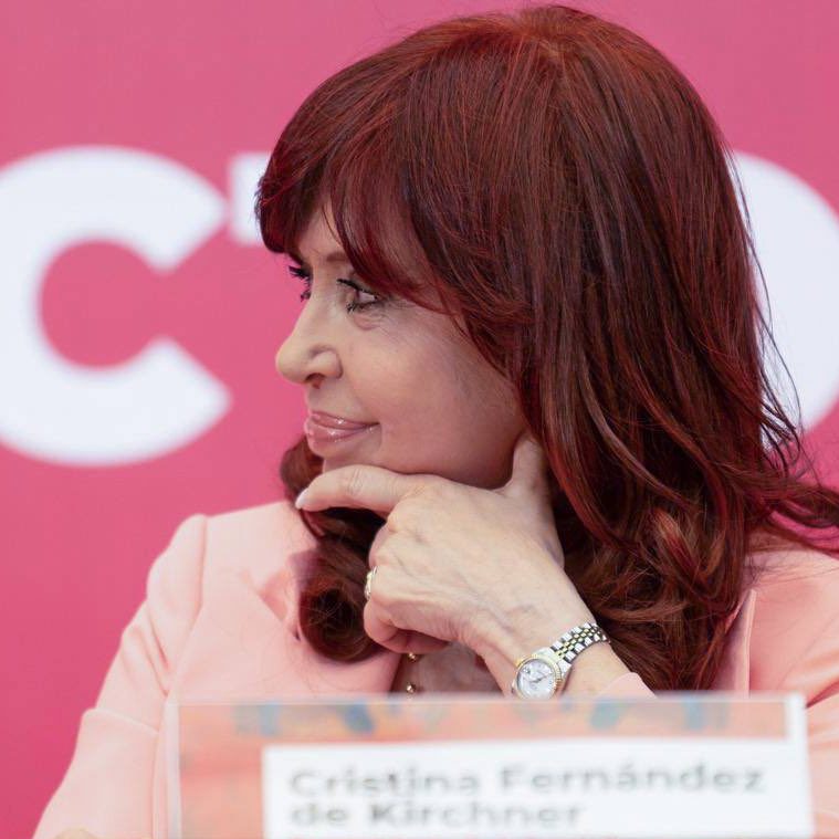 Cristina Kirchner: Milei alega fraude na Venezuela para legitimar tentativa de golpe de Estado