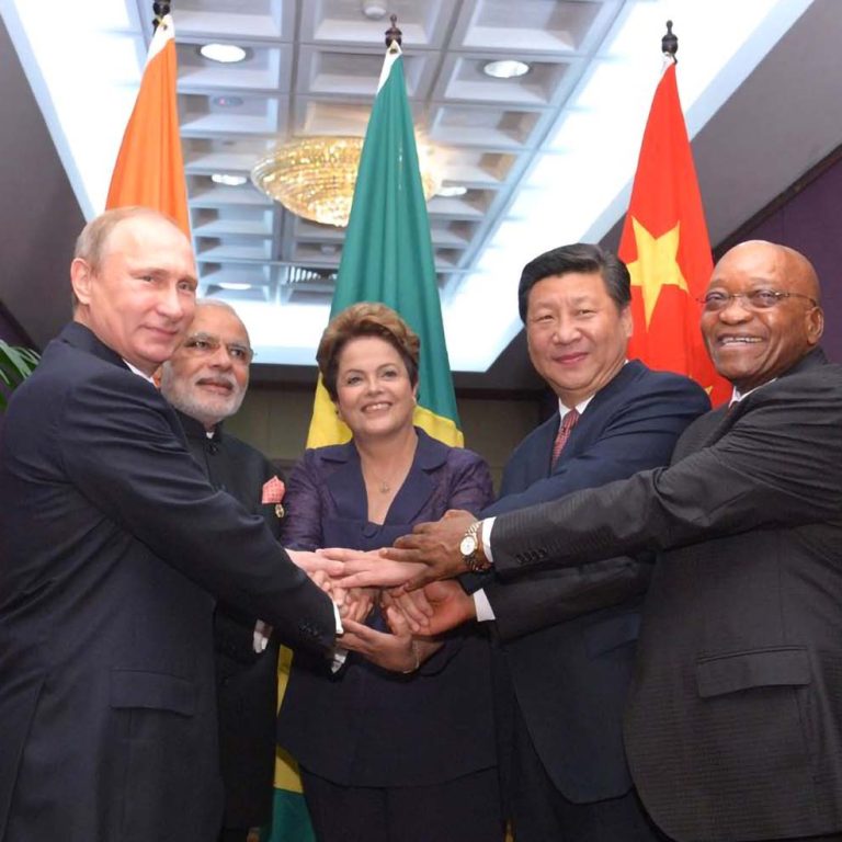 Brics - alternativa aos países emergentes, risco aos EUA e benefícios à Venezuela