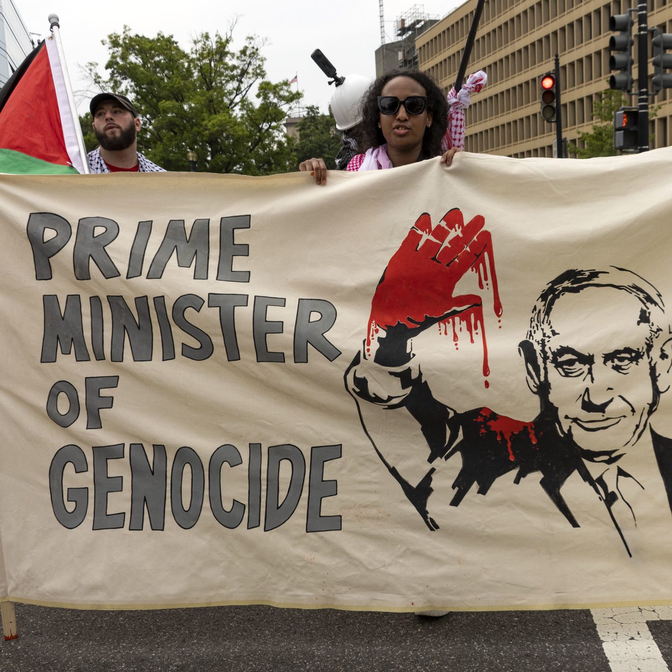 Guerra genocida de Netanyahu segue padrão terrorista e impede acordo global de paz