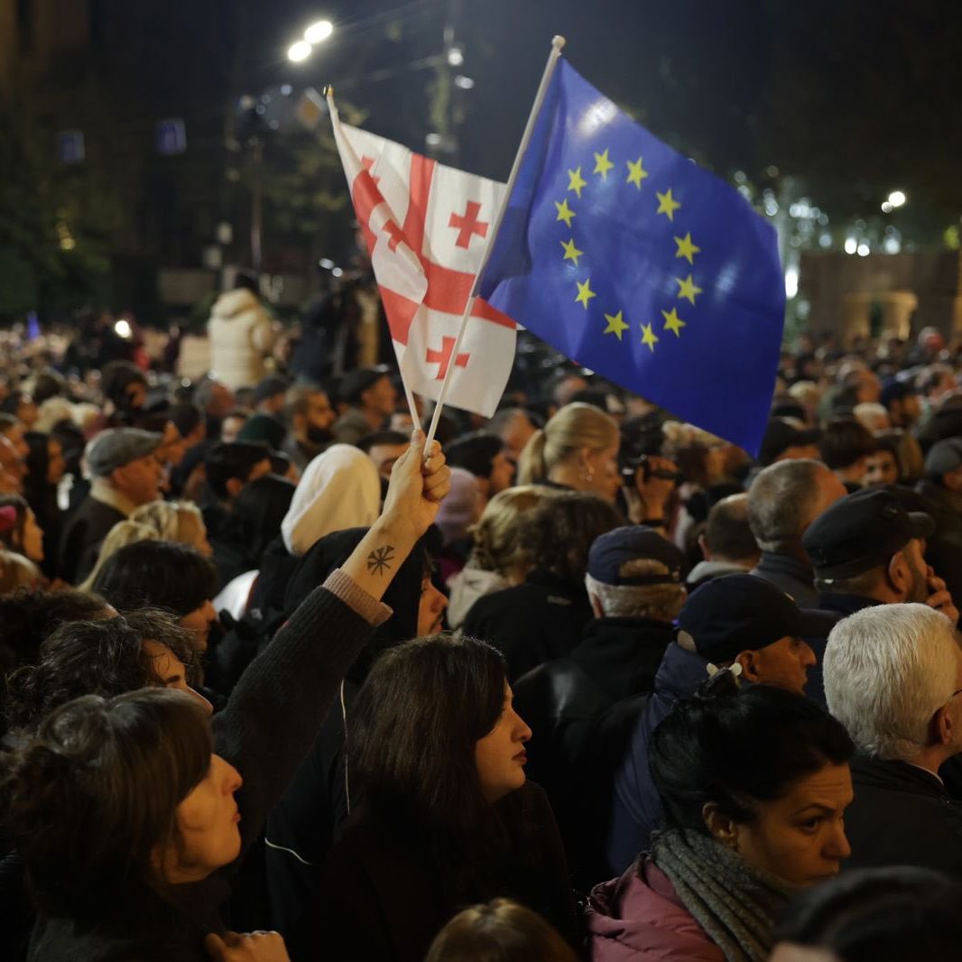 Após derrota, candidatos pró-UE questionam resultado das eleições na Geórgia